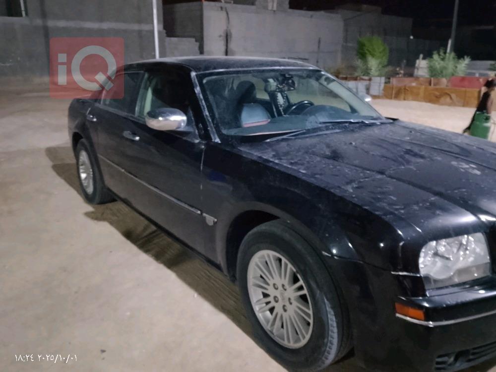 كرايسلر 300